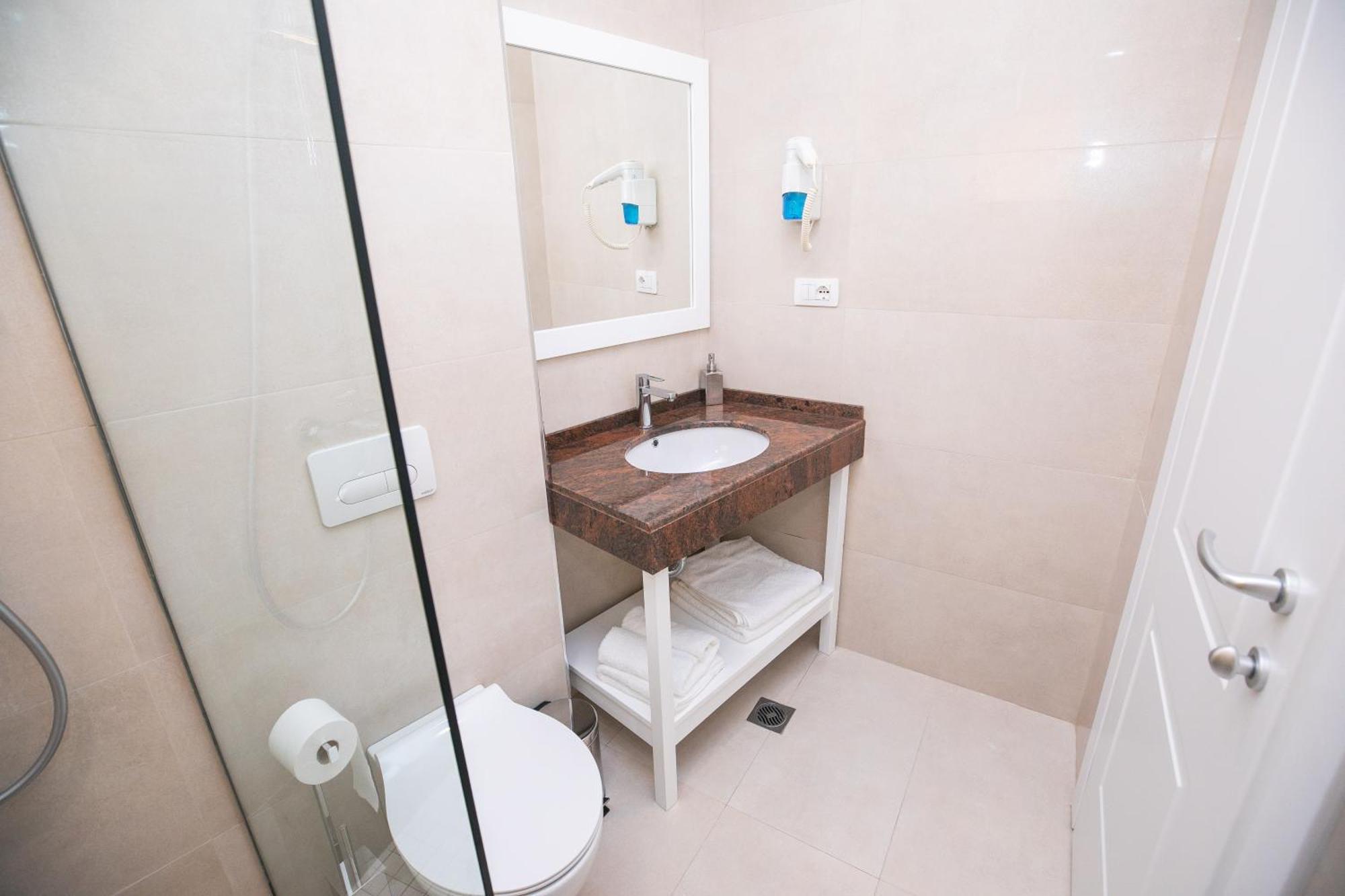 Hotel Elior Tirana Cameră foto